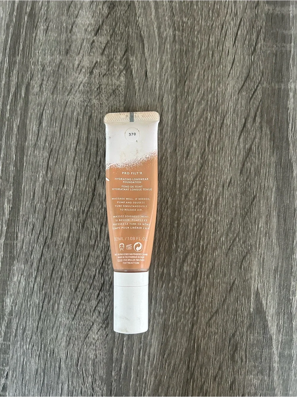 Fenty Beauty Pro Filt'r Instant Retouch Primer